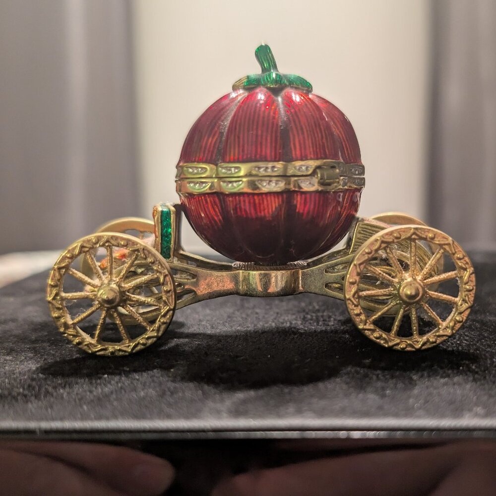 Rucinni Cinderella Pumpkin Carriage